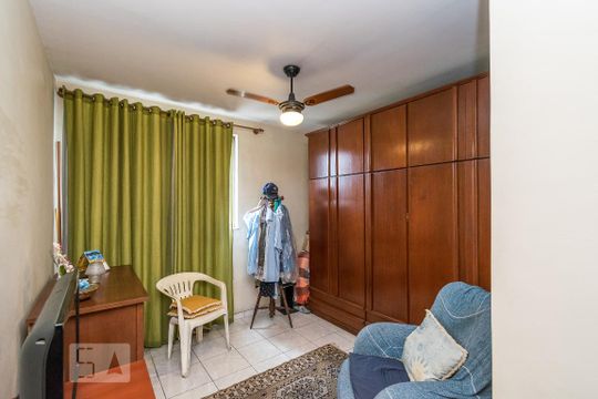 Quarto 2 de apartamento para alugar com 3 quartos, 87m² em Ramos, Rio de Janeiro