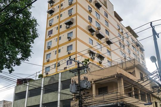 Fachada do Prédio de apartamento para alugar com 3 quartos, 87m² em Ramos, Rio de Janeiro