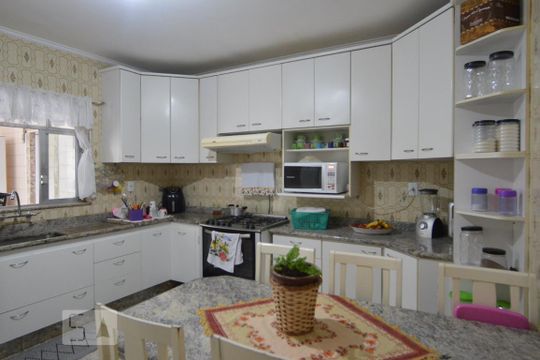 Cozinha de casa à venda com 3 quartos, 200m² em Vila Regente Feijó, São Paulo