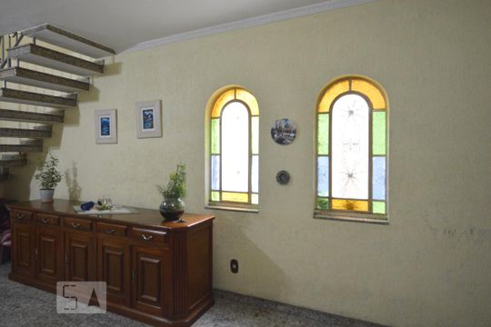 Sala de casa à venda com 3 quartos, 200m² em Vila Regente Feijó, São Paulo