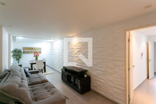 Apartamento à venda com 3 quartos, 116m² em Serra, Belo Horizonte