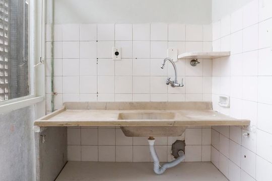 Cozinha de kitnet/studio para alugar com 1 quarto, 52m² em República, São Paulo