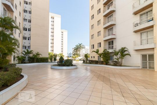Área comum de apartamento para alugar com 2 quartos, 60m² em Bom Clima, Guarulhos
