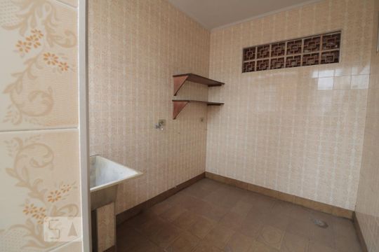Area de serviço  de casa para alugar com 2 quartos, 100m² em Belenzinho, São Paulo