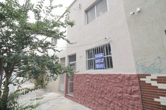 Fachada - instalação de plaquinha de casa para alugar com 2 quartos, 100m² em Belenzinho, São Paulo