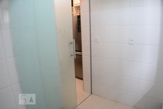 Área de Serviço de apartamento para alugar com 3 quartos, 80m² em Armação, Salvador