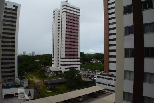 Sala com varanda - Vista da varanda  de apartamento para alugar com 3 quartos, 80m² em Armação, Salvador