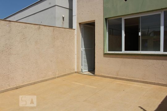 Garagem de casa à venda com 2 quartos, 115m² em Parque Bom Retiro, Paulínia