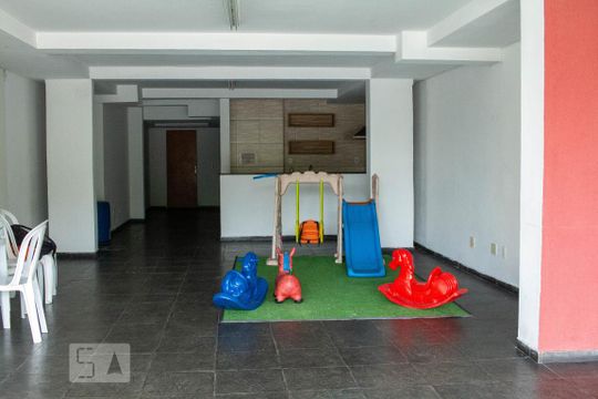 Playground de apartamento à venda com 2 quartos, 50m² em Fonseca, Niterói
