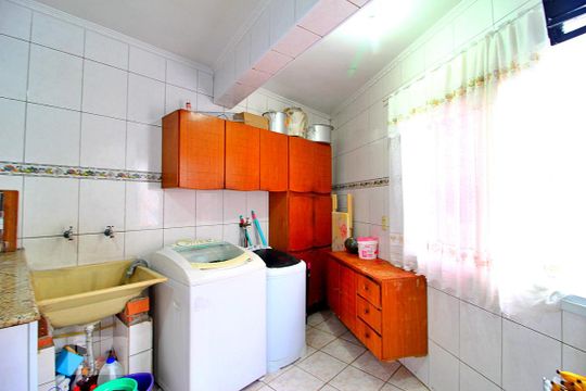 Área de Serviço de casa à venda com 2 quartos, 100m² em Vila Príncipe de Gales, Santo André