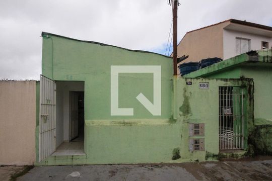 Fachada de casa para alugar com 1 quarto, 50m² em Vila Alpina, São Paulo