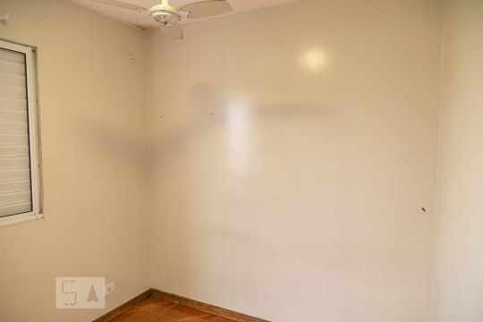 Quarto 2 de apartamento para alugar com 2 quartos, 42m² em Vila Itapoan, Guarulhos