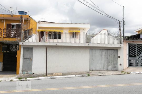 Fachada de casa para alugar com 4 quartos, 230m² em Jardim Helena, São Paulo