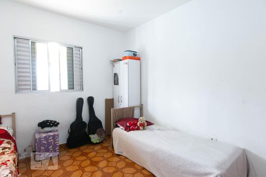 Quarto 3 de casa para alugar com 4 quartos, 230m² em Jardim Helena, São Paulo