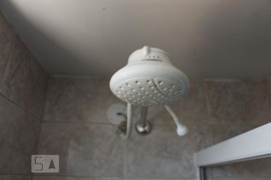 Chuveiro de apartamento para alugar com 3 quartos, 56m² em Cachambi, Rio de Janeiro