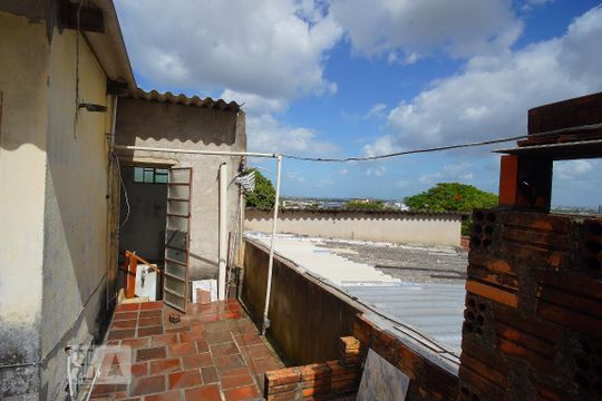 Laje  de casa à venda com 3 quartos, 280m² em Cristo Redentor, Porto Alegre