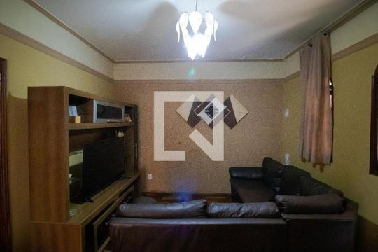 Sala de TV de casa à venda com 3 quartos, 174m² em Parque Via Norte, Campinas