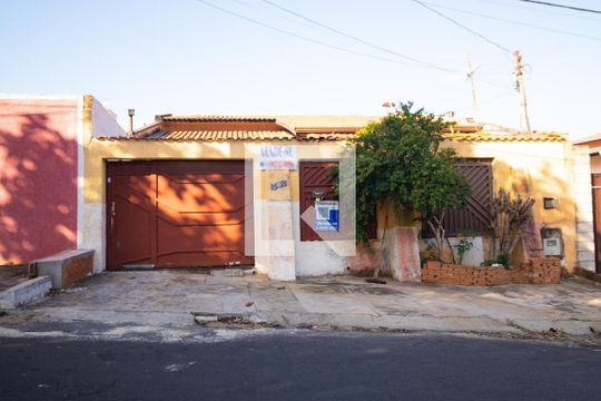 Fachada de casa à venda com 3 quartos, 174m² em Parque Via Norte, Campinas