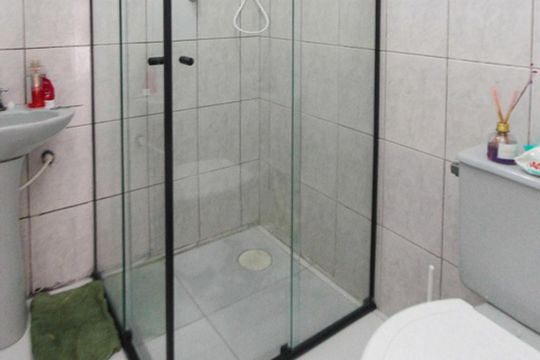 Banheiro de apartamento à venda com 2 quartos, 69m² em Fazenda da Juta, São Paulo