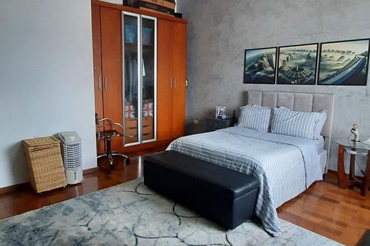 Suite 3 de casa à venda com 4 quartos, 350m² em Sítio da Figueira, São Paulo