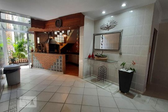 Area Gourmet de casa à venda com 4 quartos, 350m² em Sítio da Figueira, São Paulo