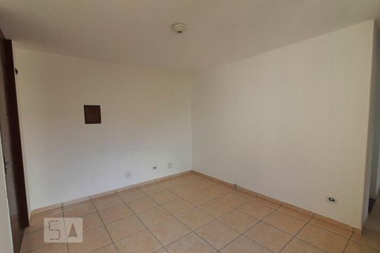 Sala de apartamento para alugar com 2 quartos, 54m² em Cidade Satélite Santa Bárbara, São Paulo