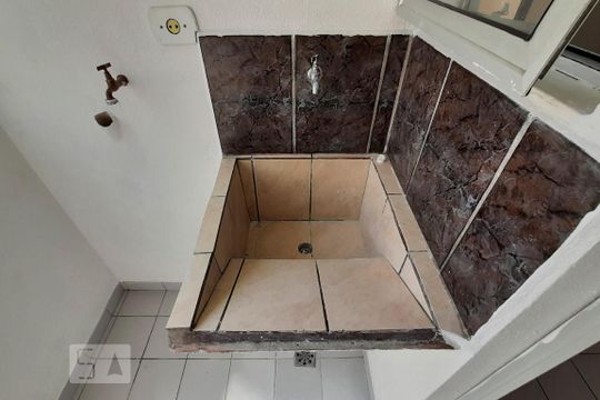 Lavanderia de apartamento para alugar com 2 quartos, 54m² em Cidade Satélite Santa Bárbara, São Paulo