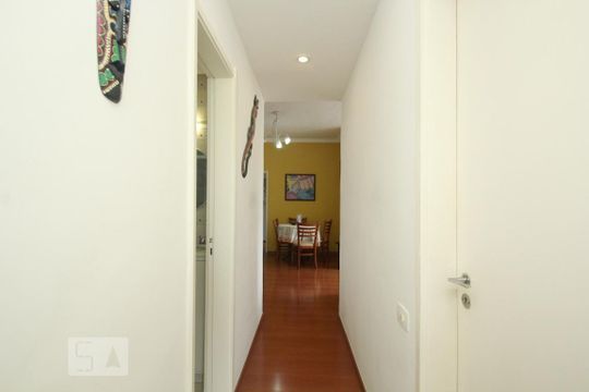 Corredor de apartamento para alugar com 2 quartos, 78m² em Flamengo, Rio de Janeiro