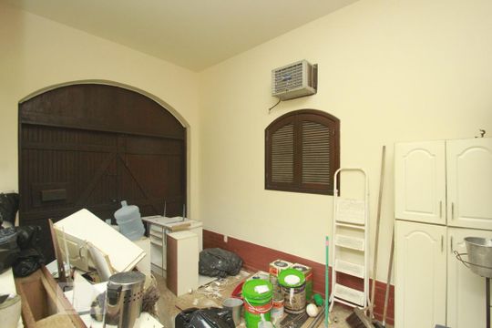 Garagem de casa à venda com 5 quartos, 350m² em Humaitá, Rio de Janeiro