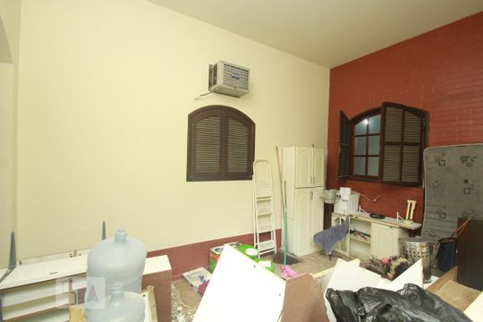 Garagem de casa à venda com 5 quartos, 350m² em Humaitá, Rio de Janeiro