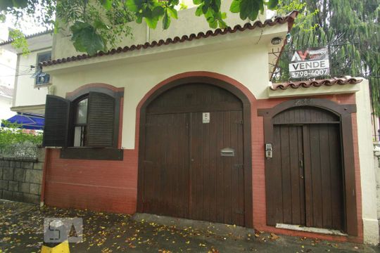 Fachada da Casa de casa à venda com 5 quartos, 350m² em Humaitá, Rio de Janeiro