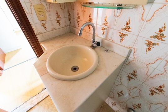 Banheiro Social de apartamento para alugar com 2 quartos, 62m² em Saúde, São Paulo