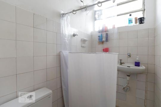 Banheiro de kitnet/studio à venda com 1 quarto, 43m² em Centro, São Paulo