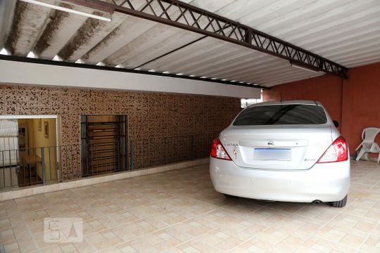 Garagem de casa à venda com 4 quartos, 310m² em Jardim Maria Rosa, Taboão da Serra
