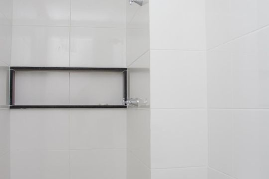 Banheiro Social de apartamento à venda com 3 quartos, 76m² em Méier, Rio de Janeiro