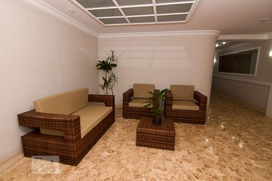 Hall de Entrada de apartamento para alugar com 2 quartos, 120m² em Barra Funda, Guarujá