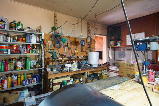 Garagem de casa à venda com 4 quartos, 250m² em Jardim Lindóia, Porto Alegre