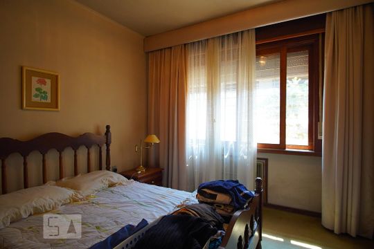 Quarto 2 de casa à venda com 4 quartos, 250m² em Jardim Lindóia, Porto Alegre
