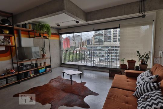 Sala de apartamento à venda com 2 quartos, 70m² em Pinheiros, São Paulo
