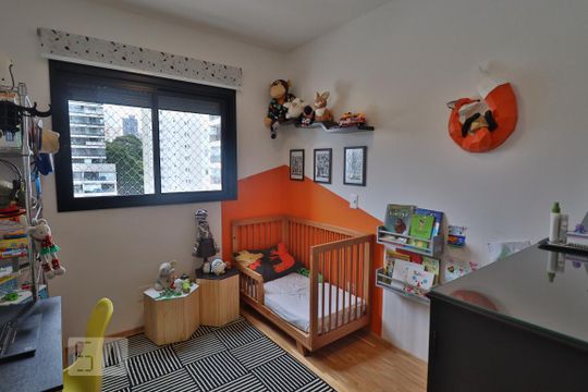 Quarto de apartamento à venda com 2 quartos, 70m² em Pinheiros, São Paulo