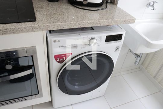 Detalhe da area de serviço de apartamento para alugar com 1 quarto, 46m² em Bosque, Campinas
