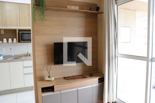 Detalhe da sala de apartamento para alugar com 1 quarto, 46m² em Bosque, Campinas