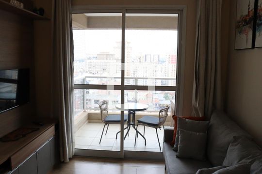 Detalhe da sala de apartamento para alugar com 1 quarto, 46m² em Bosque, Campinas