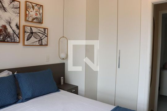 Quarto de apartamento para alugar com 1 quarto, 46m² em Bosque, Campinas