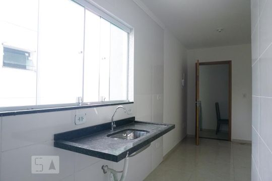Cozinha de apartamento para alugar com 2 quartos, 42m² em Cidade Patriarca, São Paulo