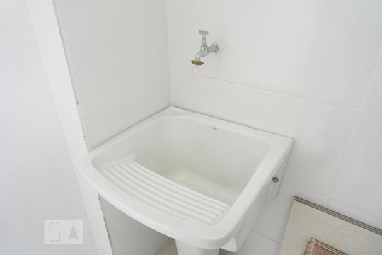 Lavanderia de apartamento para alugar com 2 quartos, 42m² em Cidade Patriarca, São Paulo