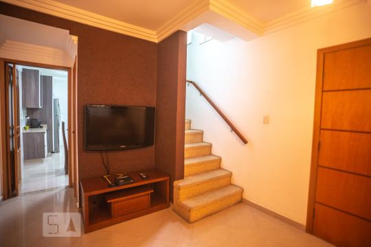 Sala de estar de casa à venda com 2 quartos, 120m² em Centro, São Bernardo do Campo