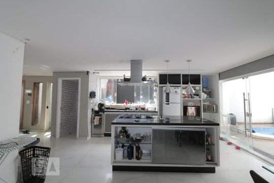 Cozinha  de casa à venda com 3 quartos, 465m² em Vila Invernada, São Paulo