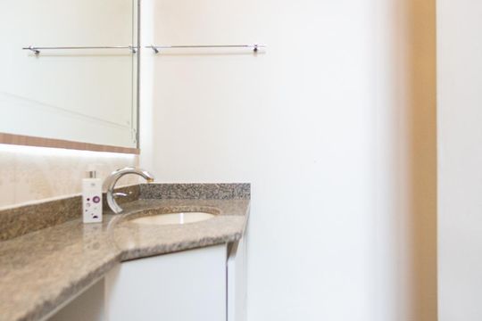 Lavabo de casa à venda com 4 quartos, 351m² em Parque São Domingos, São Paulo