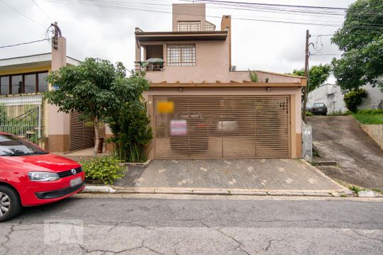 Fachada de casa à venda com 4 quartos, 351m² em Parque São Domingos, São Paulo
